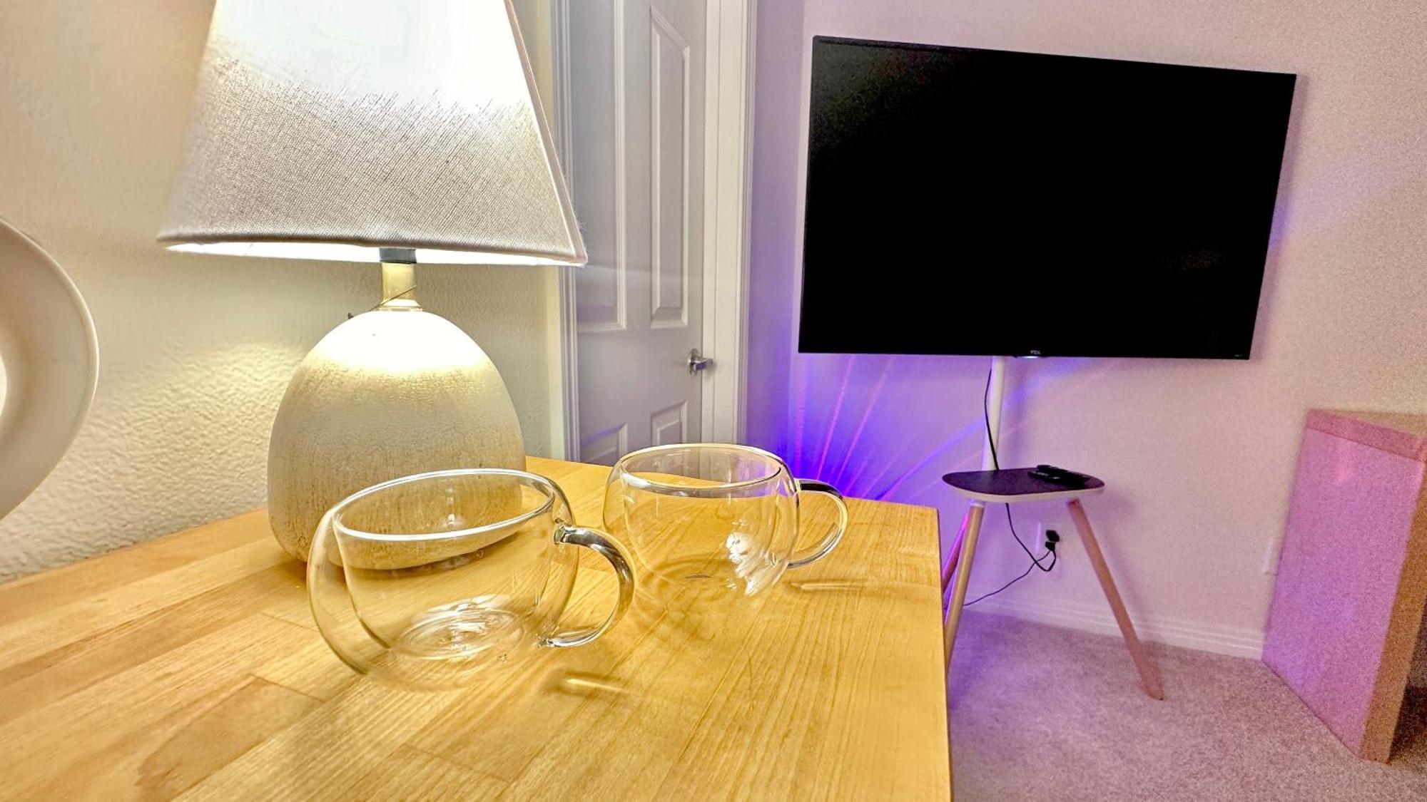 Oceanside Serenity,master Bedroom With Private Bathroom With Free Parking In Mdr Habitación en casa particular