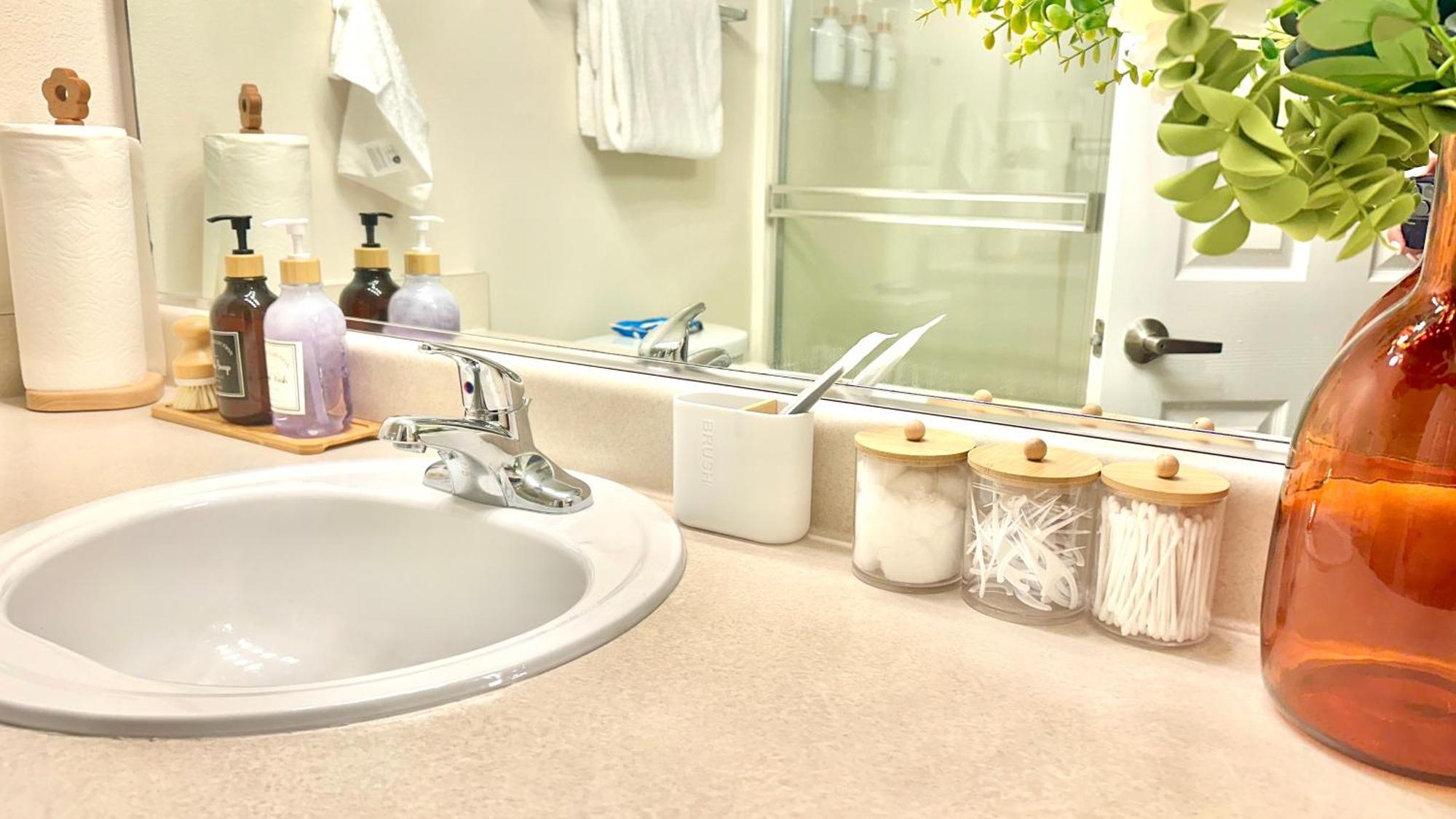 Oceanside Serenity,master Bedroom With Private Bathroom With Free Parking In Mdr Habitación en casa particular *